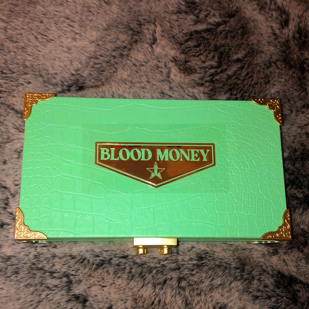 Jeffree Star Blood Money Eyeshadow Palette💚